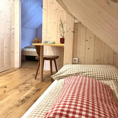 - Senn-inn Im Zentrum Von Шладмінг